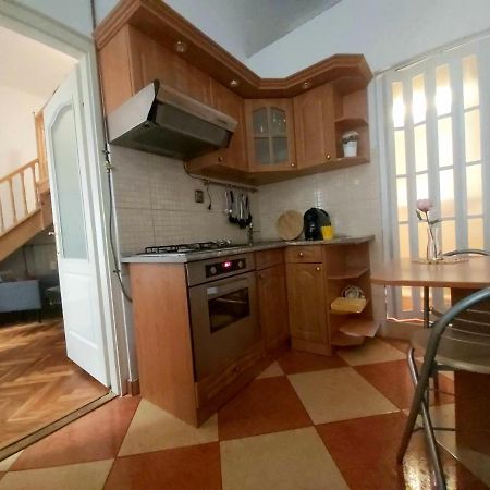 Ferjoe'S Home Apartman Budapest Eksteriør bilde