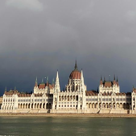 Ferjoe'S Home Apartman Budapest Eksteriør bilde