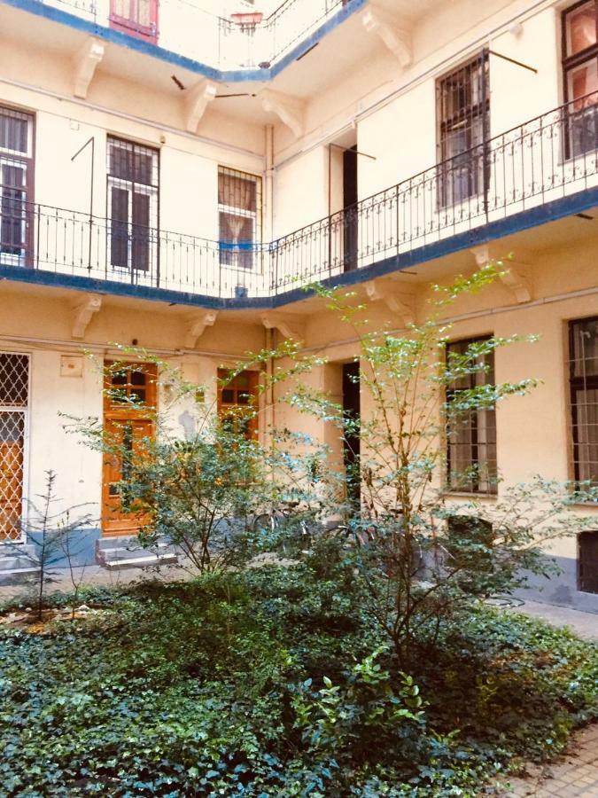 Ferjoe'S Home Apartman Budapest Eksteriør bilde